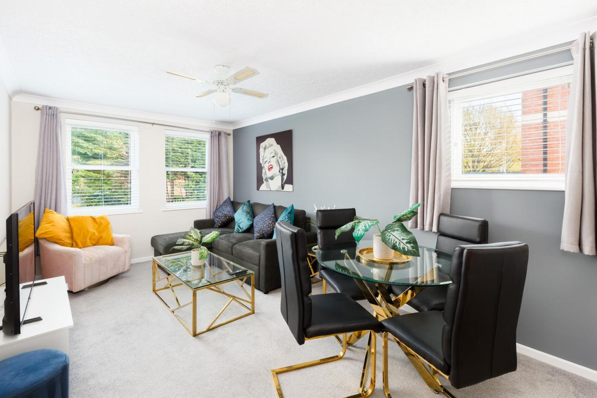 Modern 2-Bedroom Apartments With Free Parking In Leamington Spa Eksteriør bilde