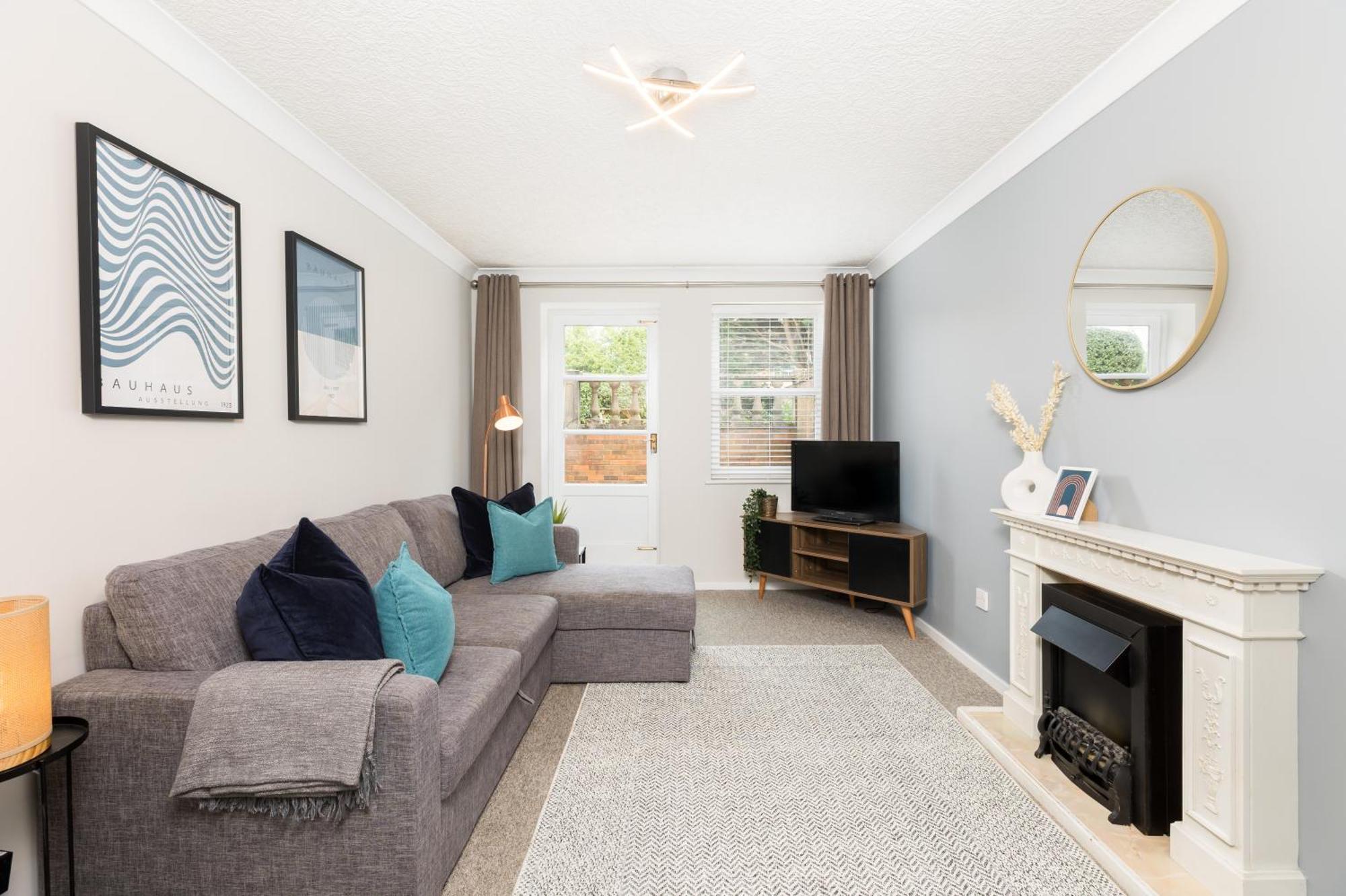 Modern 2-Bedroom Apartments With Free Parking In Leamington Spa Eksteriør bilde