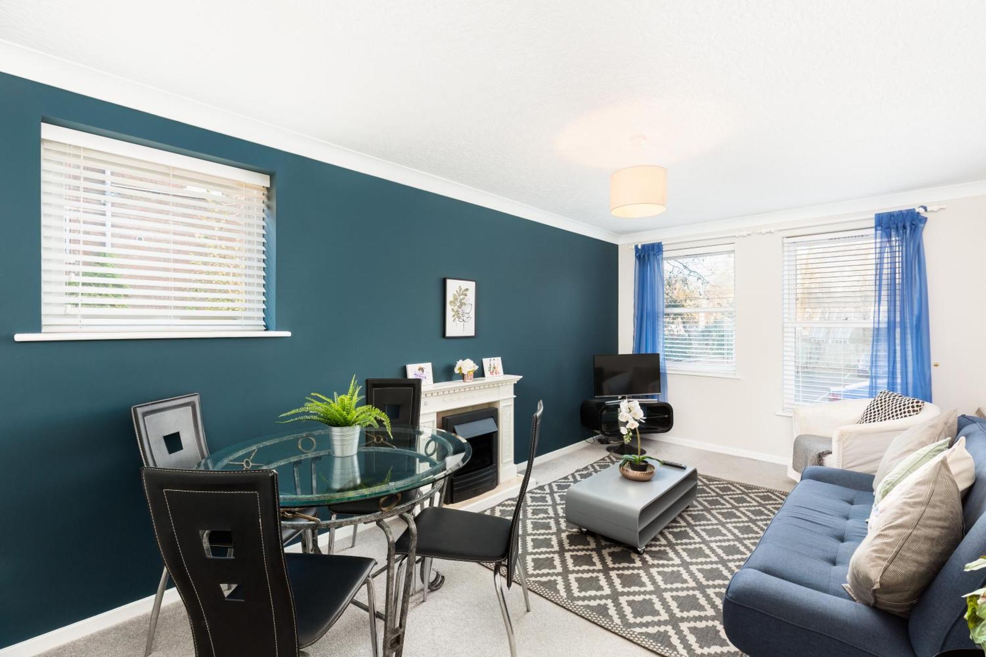 Modern 2-Bedroom Apartments With Free Parking In Leamington Spa Eksteriør bilde