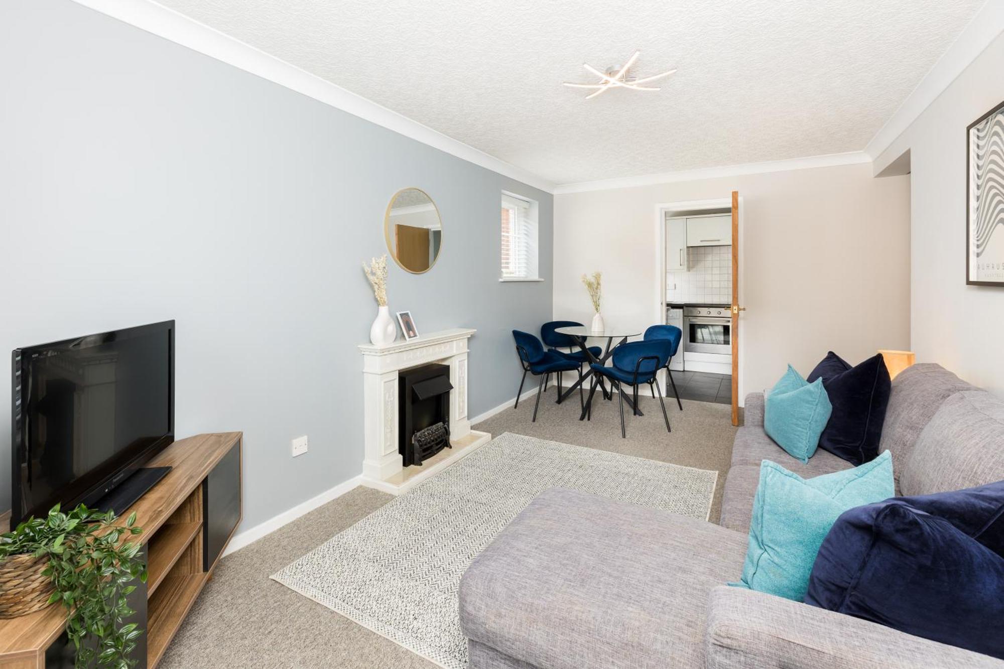 Modern 2-Bedroom Apartments With Free Parking In Leamington Spa Eksteriør bilde