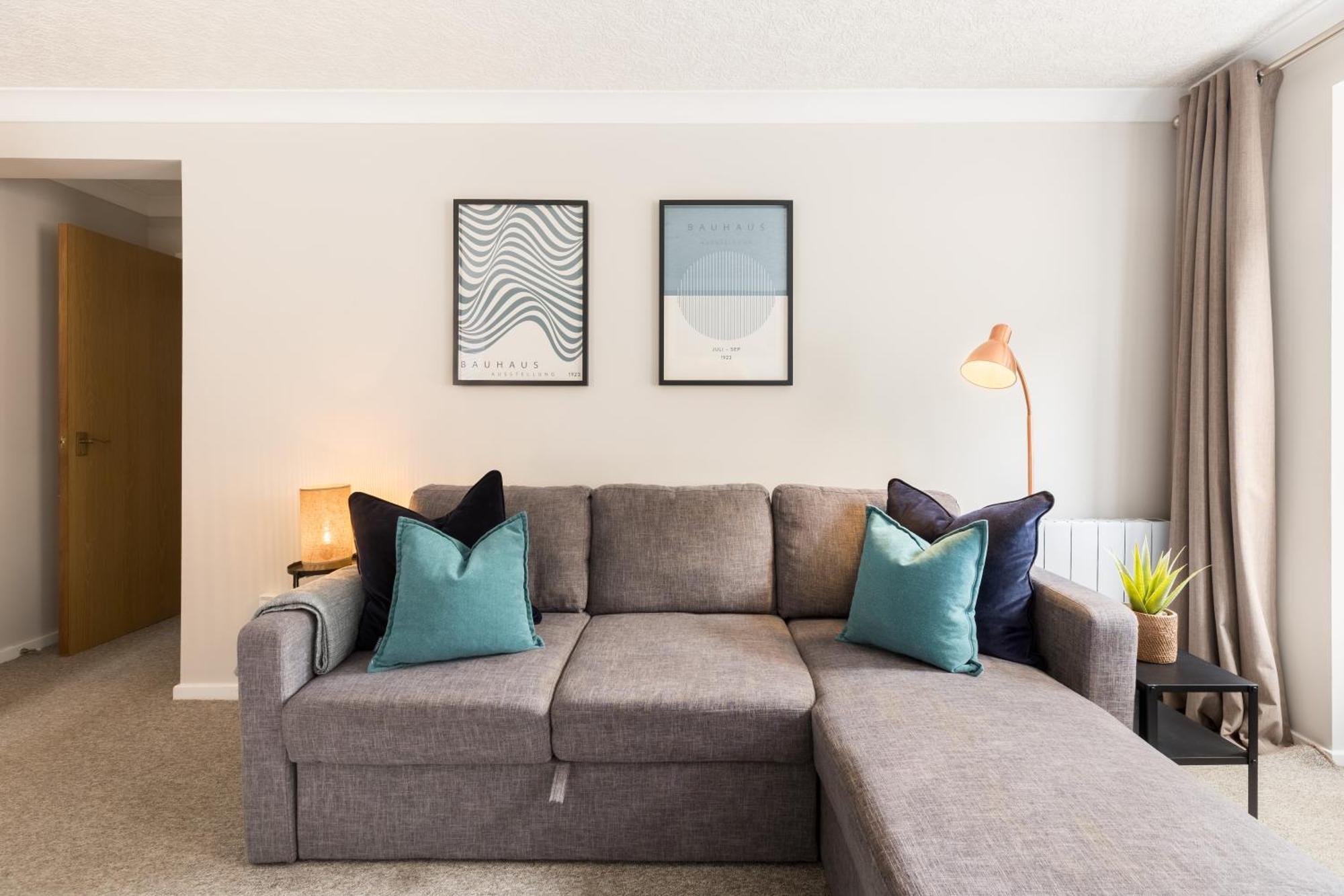Modern 2-Bedroom Apartments With Free Parking In Leamington Spa Eksteriør bilde