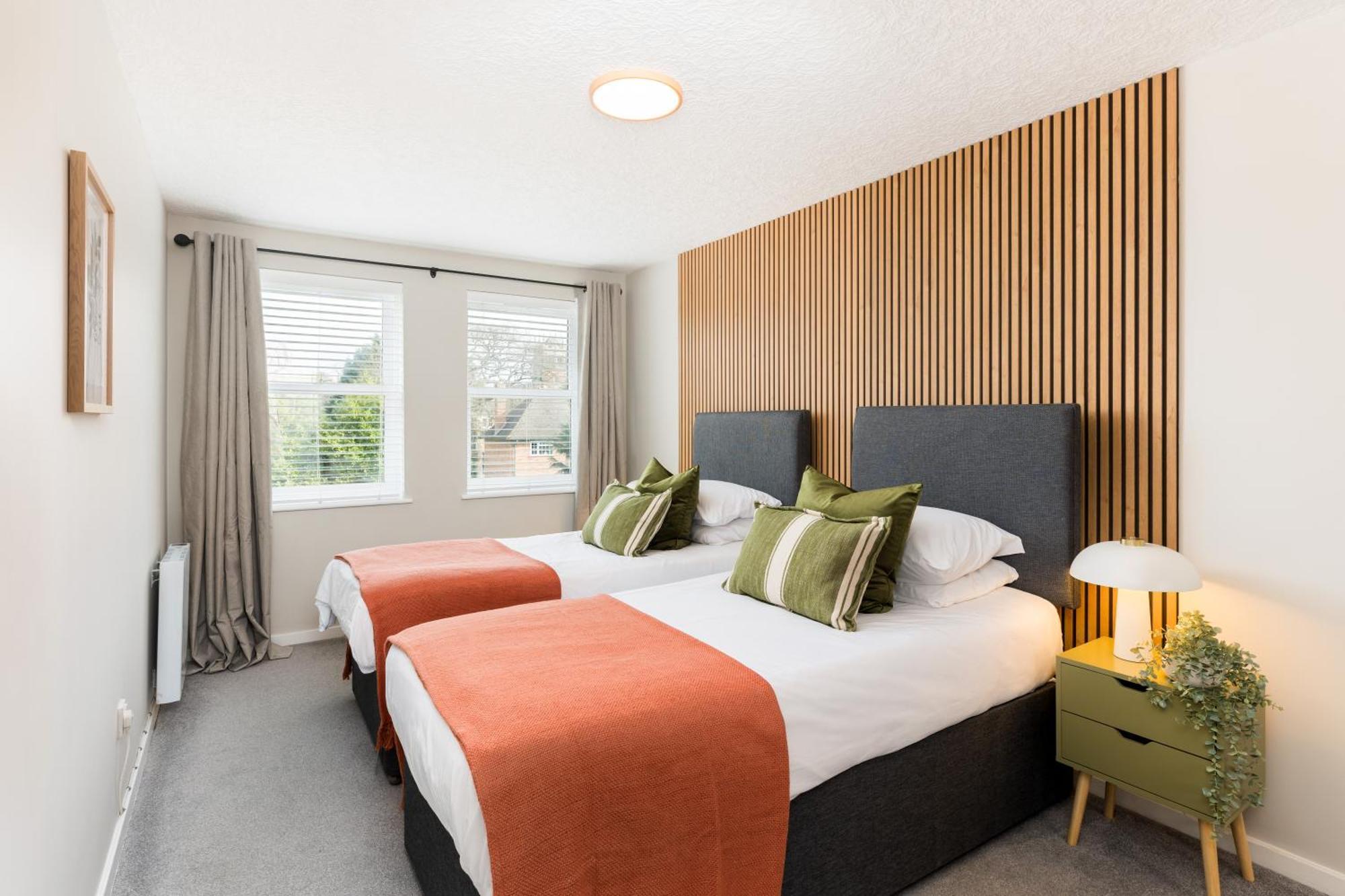 Modern 2-Bedroom Apartments With Free Parking In Leamington Spa Eksteriør bilde
