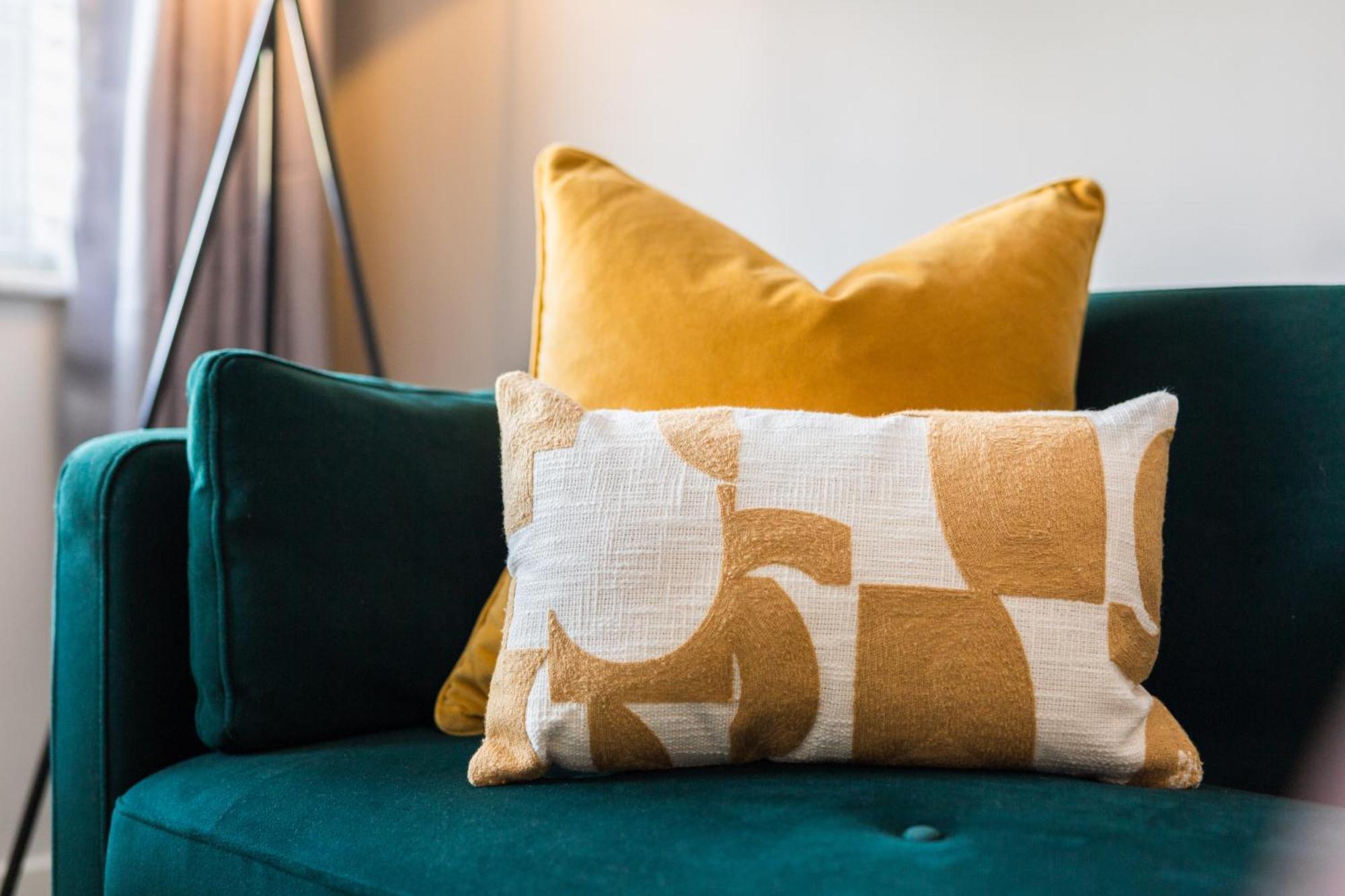 Modern 2-Bedroom Apartments With Free Parking In Leamington Spa Eksteriør bilde